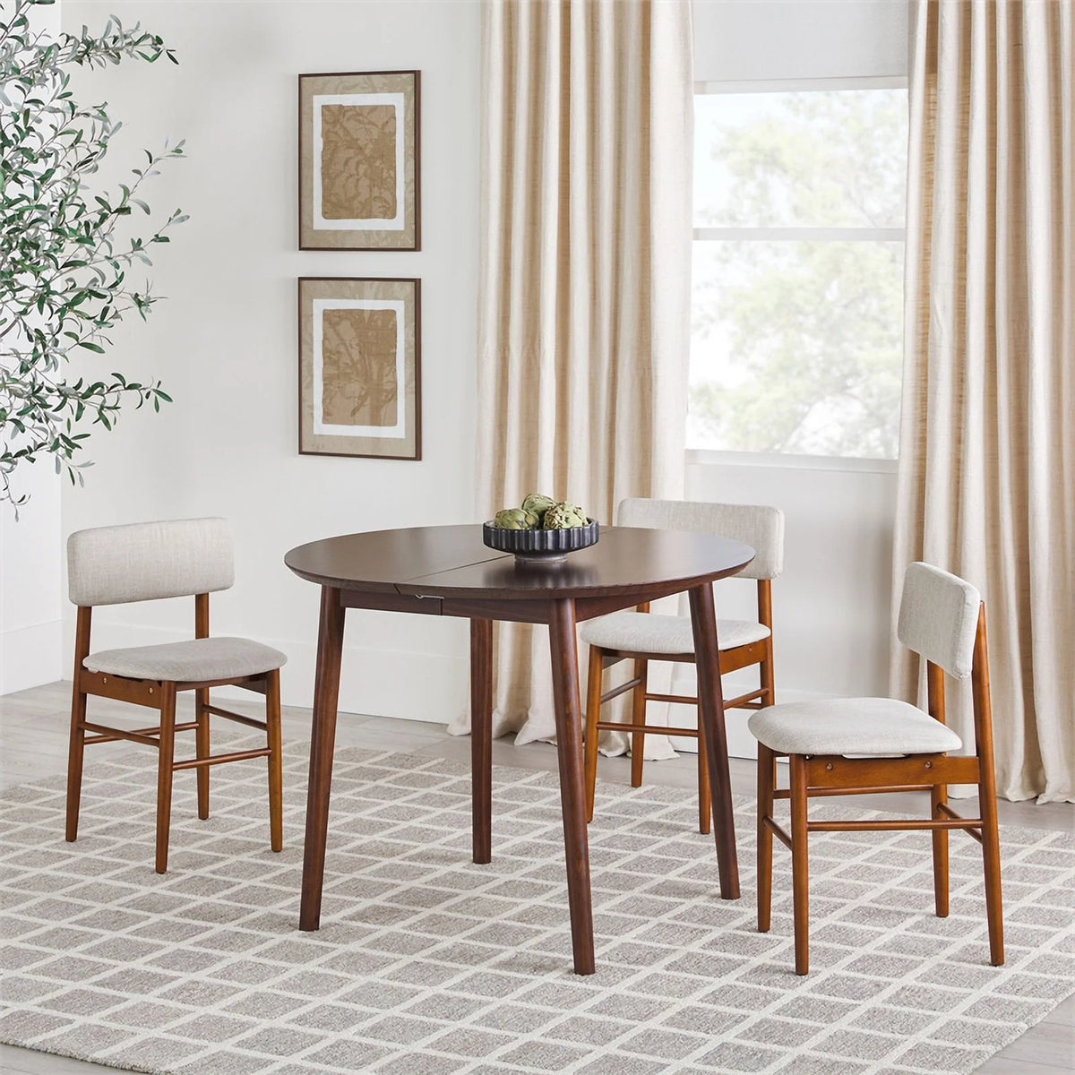 Oval Solid Wood Dining Table with Removable Leaf in Walnut E6119