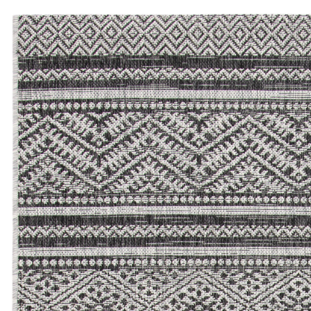 Black Grey Geometric Chevron Indoor Outdoor Area Rug B344763