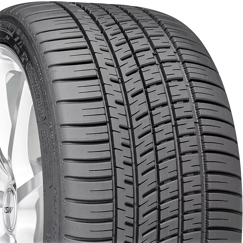 275/35ZR20/XL 102Y All-Season Tire D125
