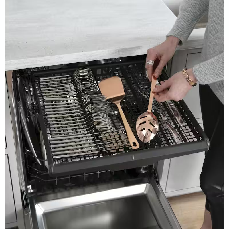 24 in. Stainless Steel Built-In Dishwasher with 3rd Rack D71307