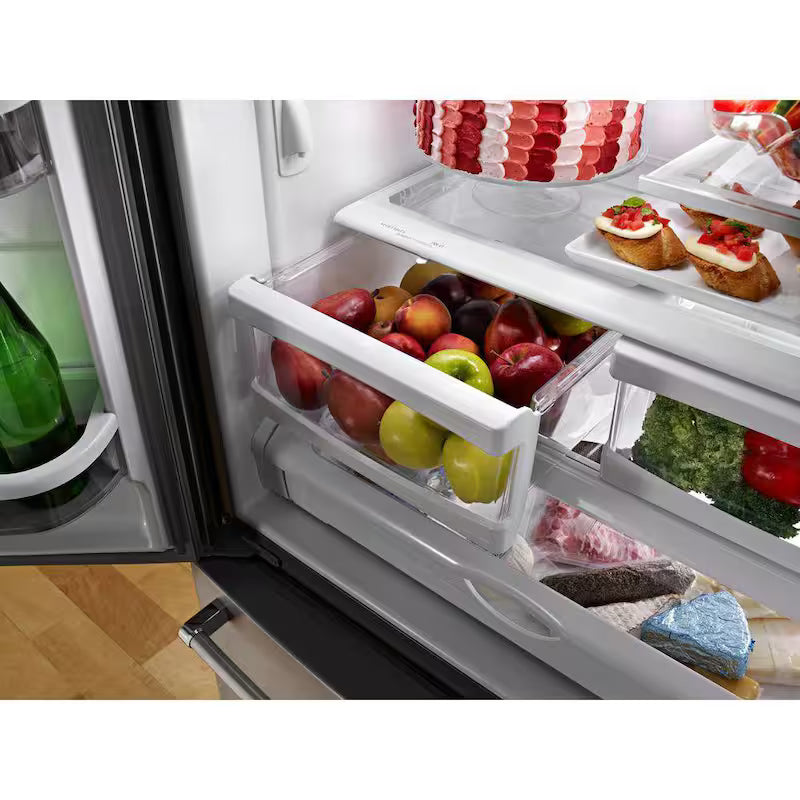 Bottom Freezer Refrigerator in Stainless Steel G941