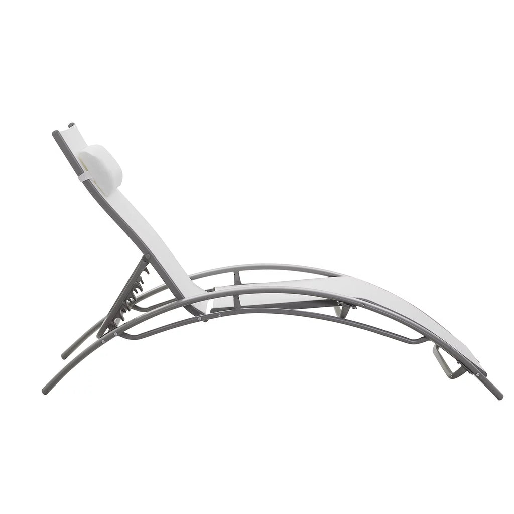 Set of 2 White Adjustable Patio Lounge Chairs S4666
