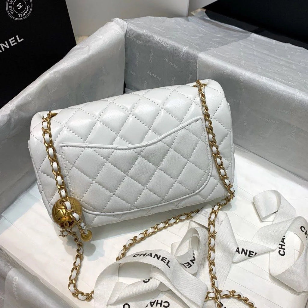 White Flap Bag W784