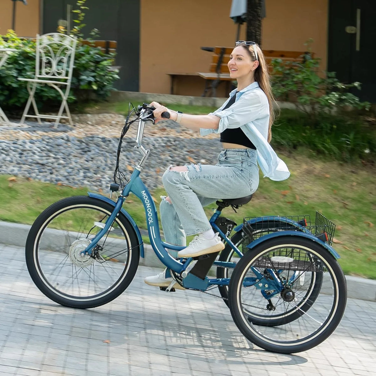 24 26 3 Wheel Electric Tricycle 350W 36V 7 Speeds with Large Basket Y840083