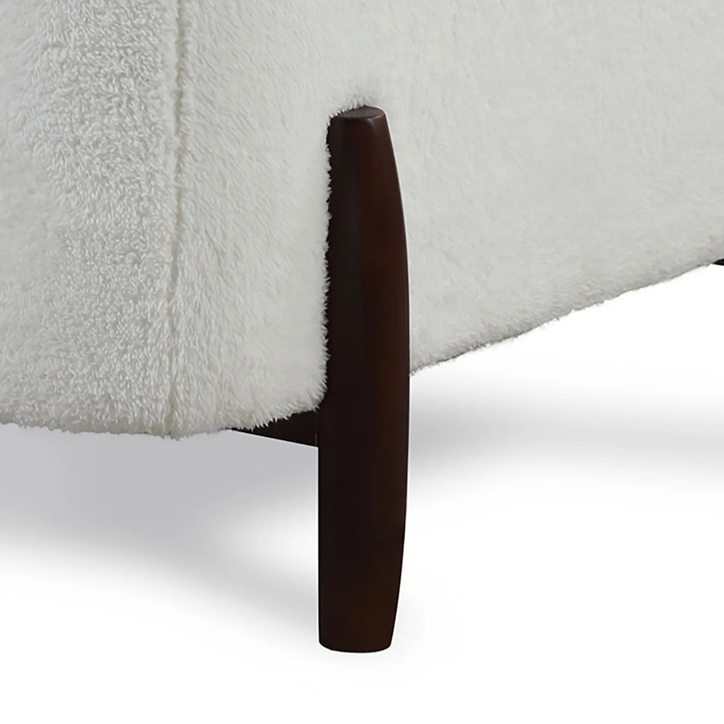 Sherpa Chair with Wood Legs K33122