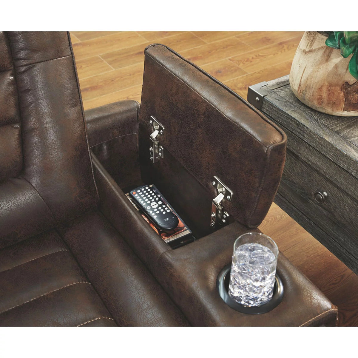 Power Reclining Sofa in Bark Q787