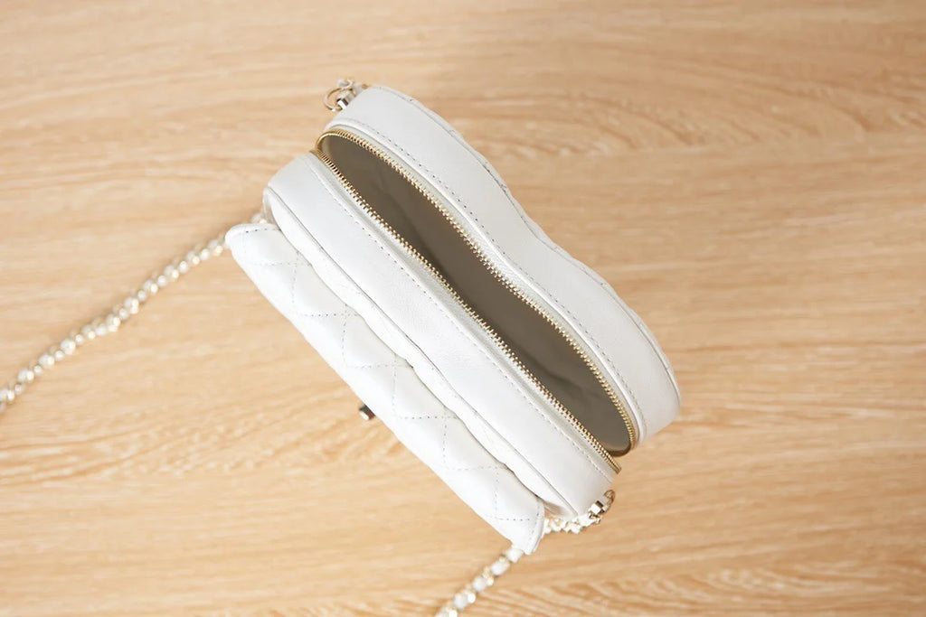 White Mini Heart Bag U664