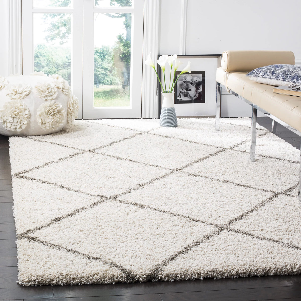 Ivory Grey Geometric Shag Area Rug 11' x 15' U601002