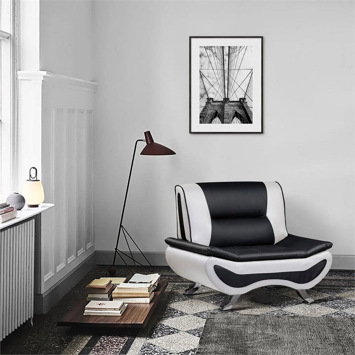 Faux Leather Accent Chair Q32434