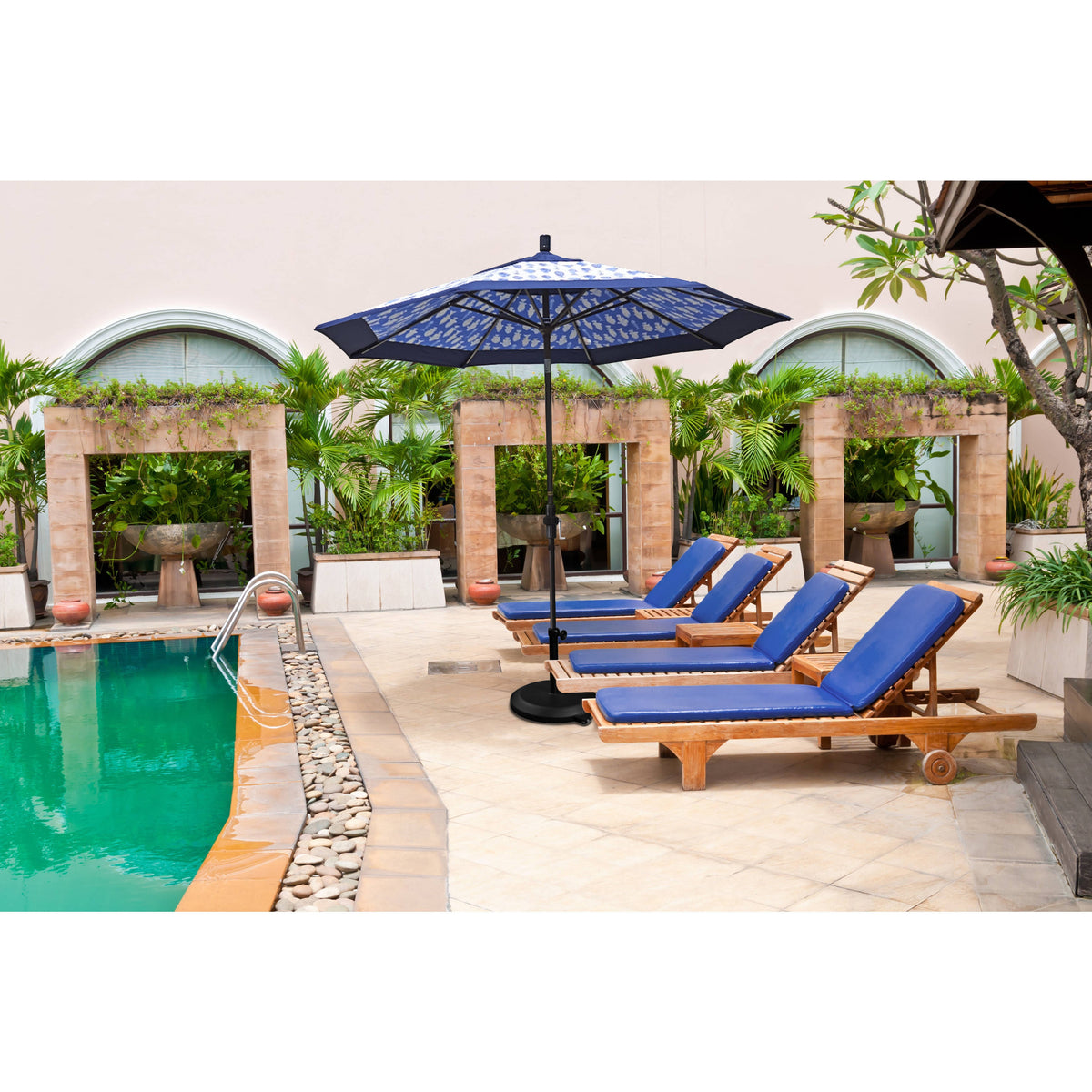 11' Patio Umbrella M293