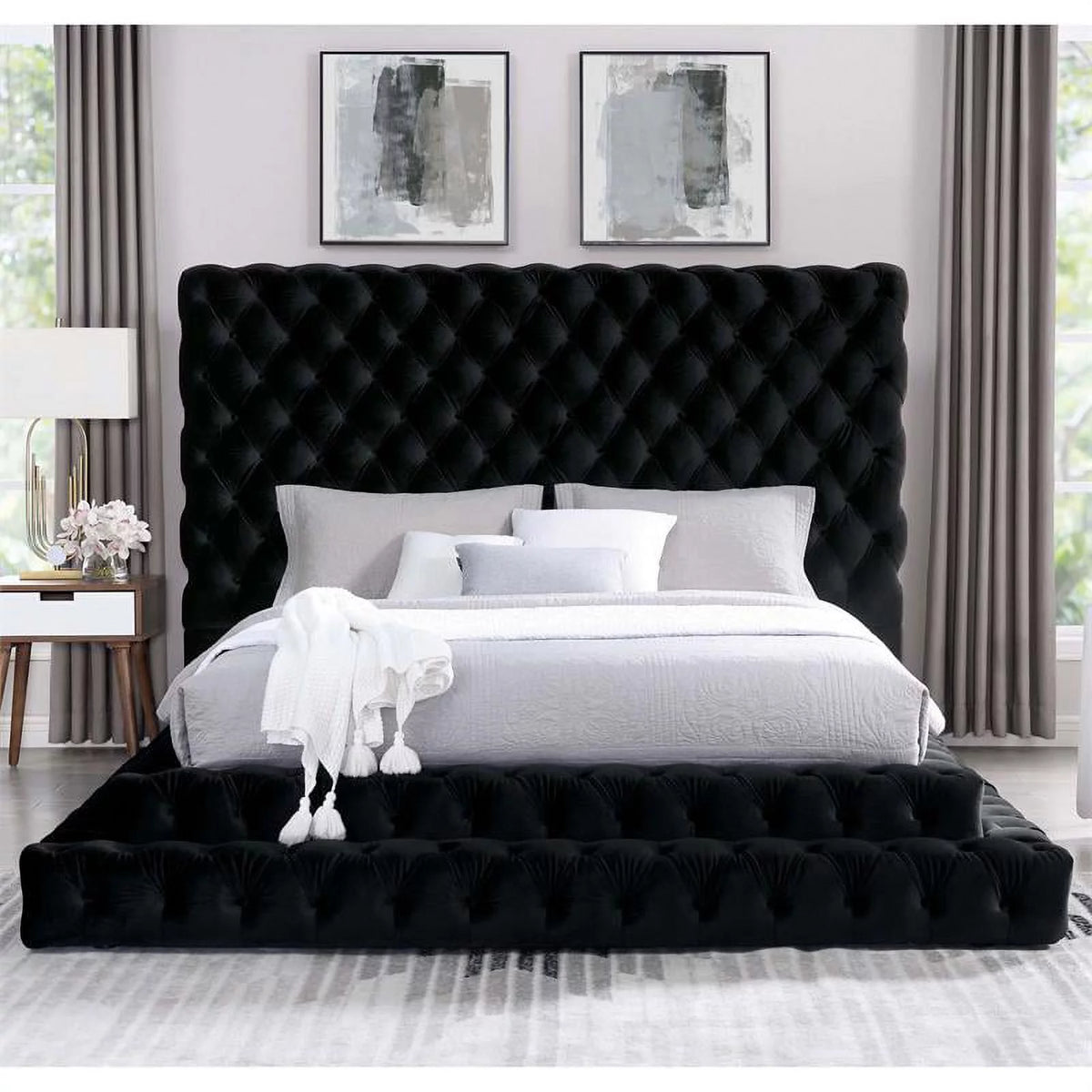 Glam Fabric Tufted Platform Queen Bed in Black D79825