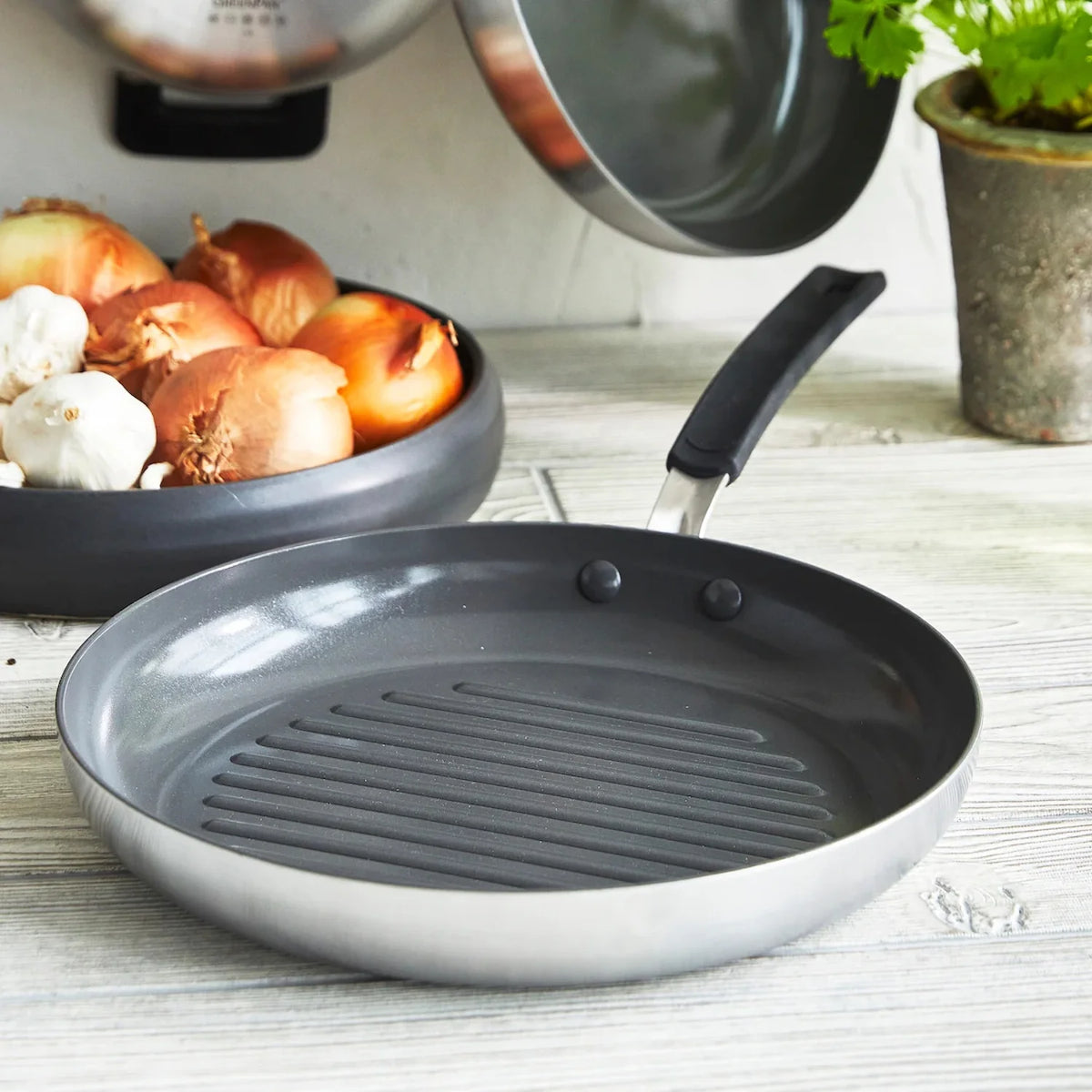 Stainless Steel Ceramic Nonstick 11-Piece Cookware Set V709