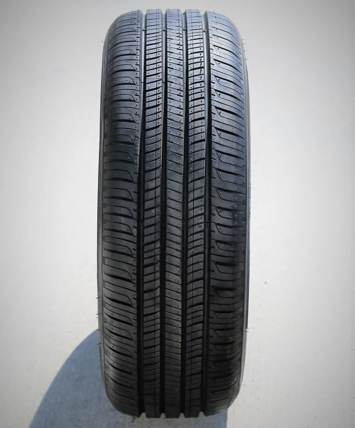 All Season 215/55R16 93H Passenger Tire E385