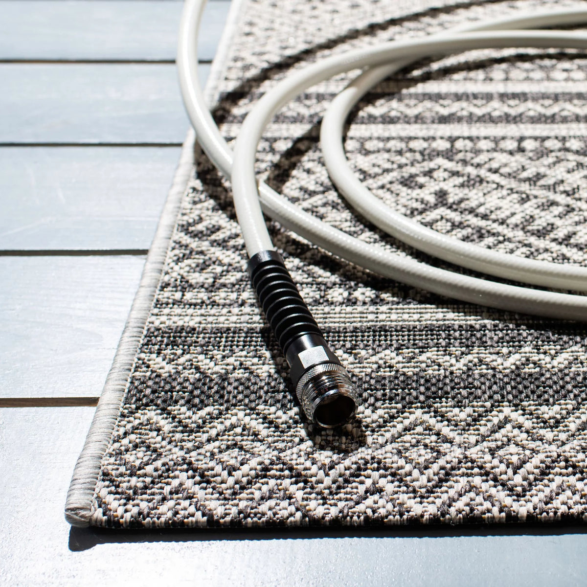 Black Grey Geometric Chevron Indoor Outdoor Area Rug B344763