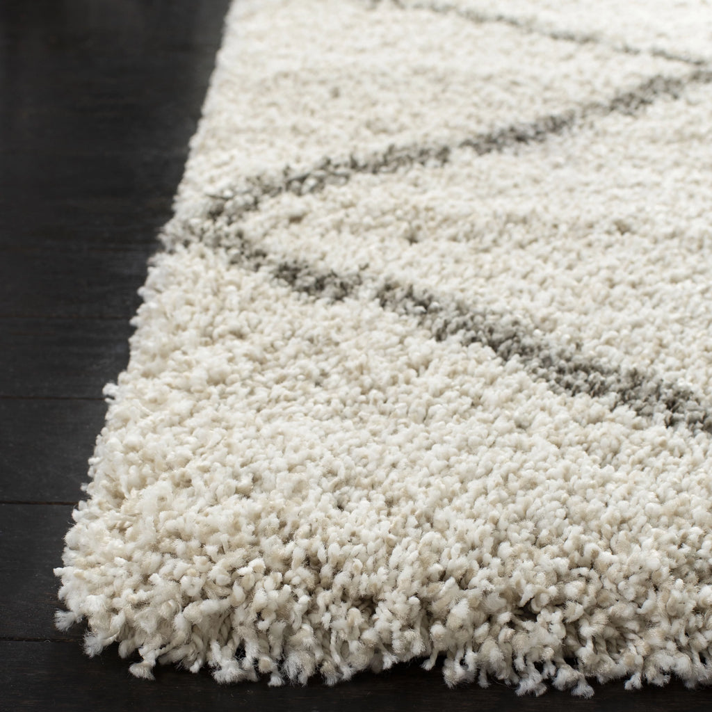 Ivory Grey Geometric Shag Area Rug 11' x 15' U601002