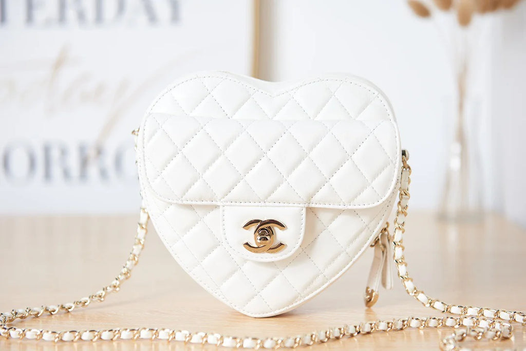 White Mini Heart Bag U664