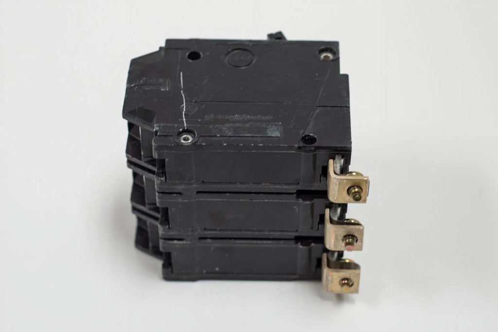 60A Bolt On Circuit Breaker S252