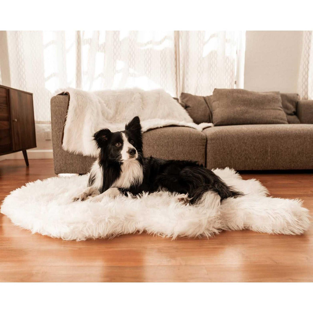 Faux Fur Orthopedic Dog Bed J3777