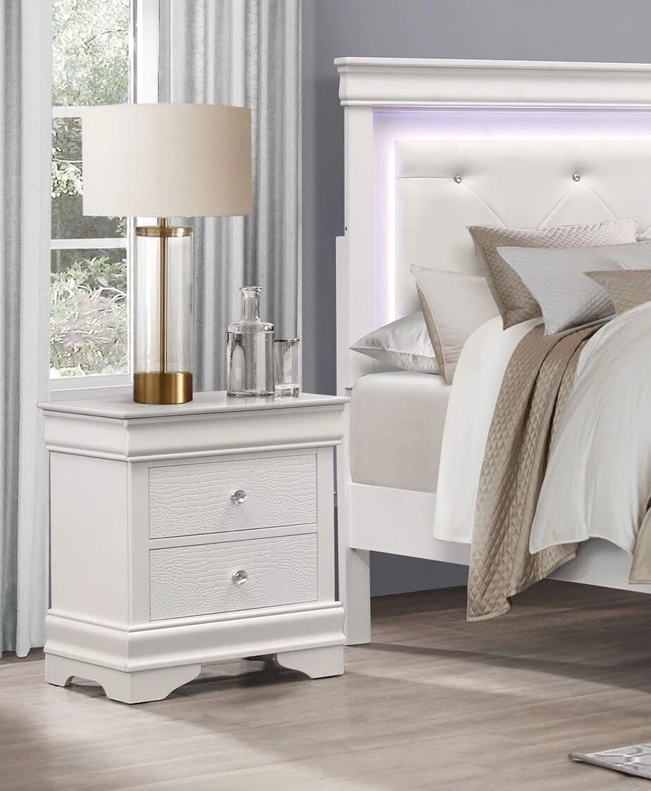 White Queen Bed with LED Lighting Headboard and Nightstands 3pc Set L422323