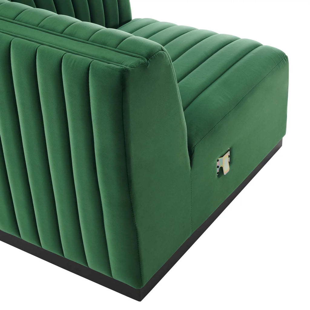 Black Emerald Velvet Right-Arm Chair A74253