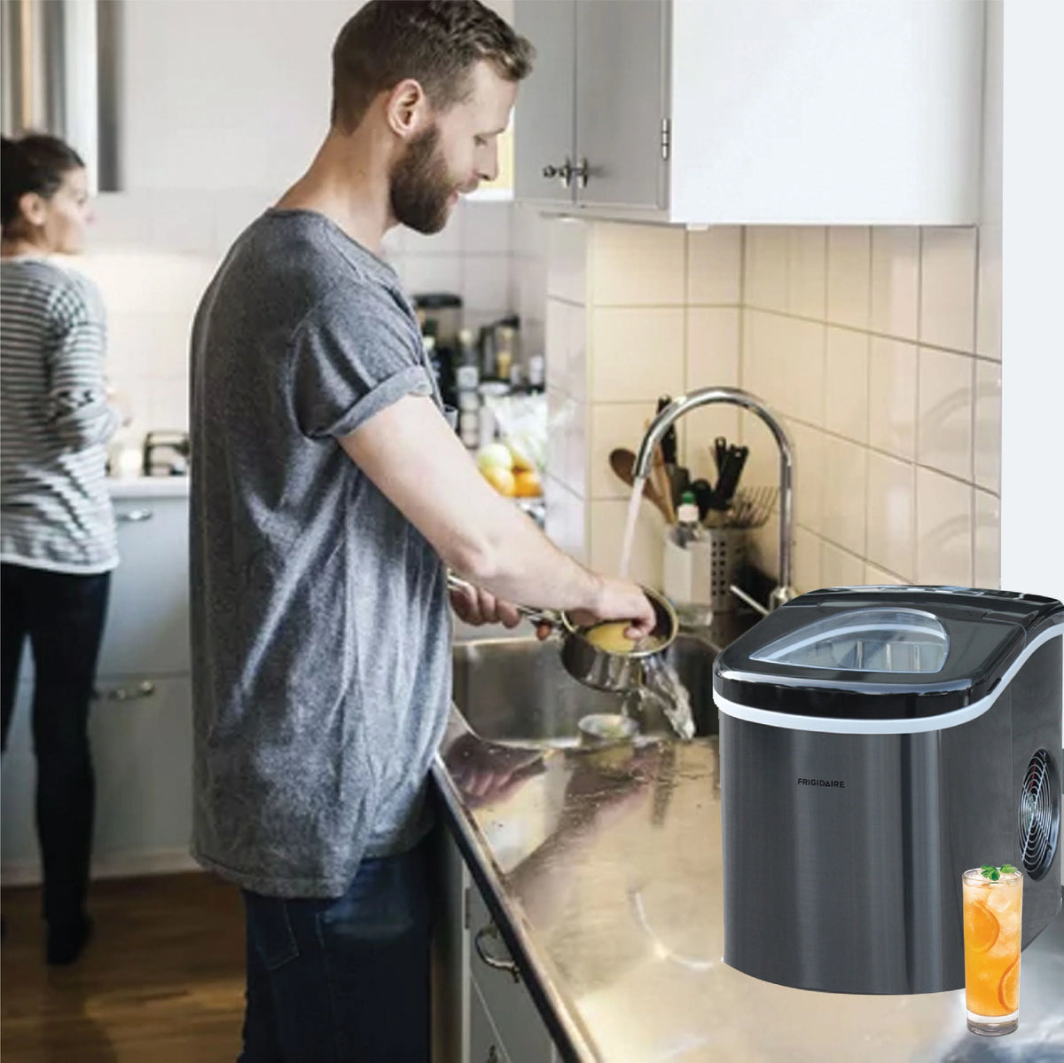 2.3 Qt. Stainless-Steel Counter Top Ice Maker O623